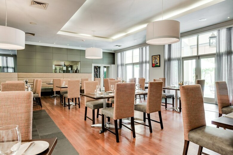 NH The Lord Charles Hotel
