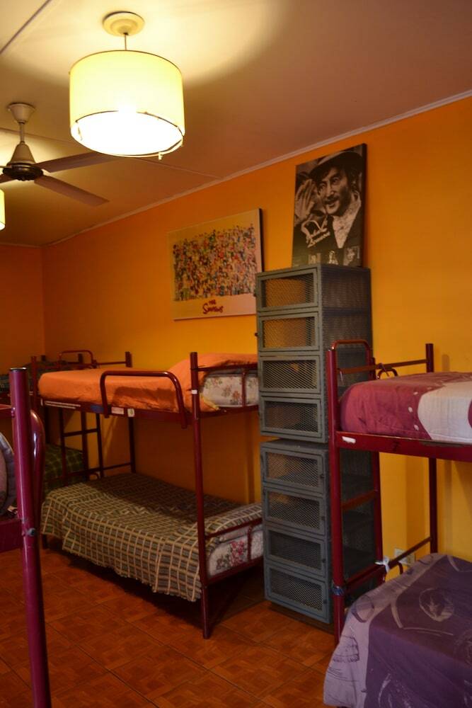 Hostal Garden House Hostel