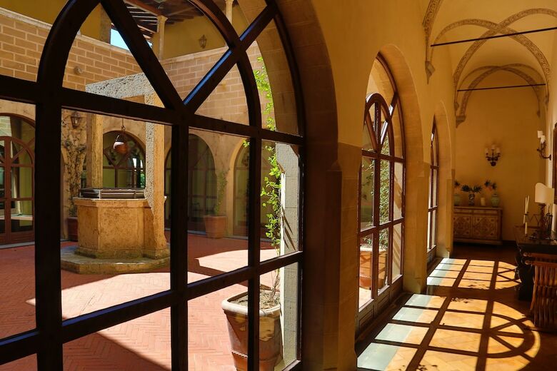 Hotel La Collegiata