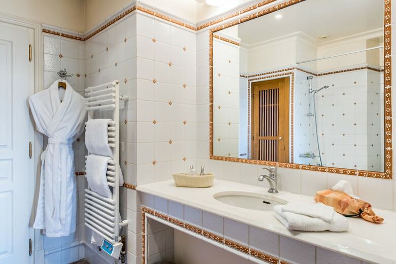 Hotel Ch�teau de La Tour Du Puits