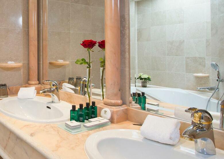 Hotel La Ferme Saint Simeon