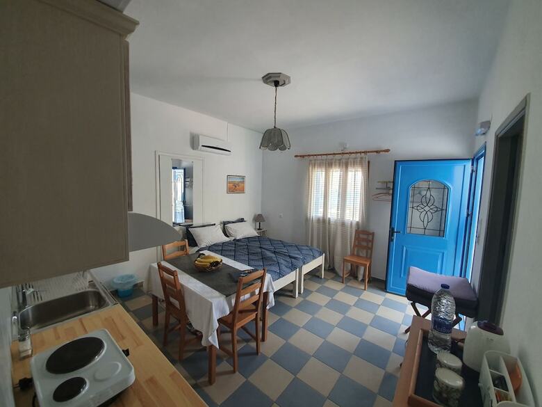 Panorama Studios & Apartments