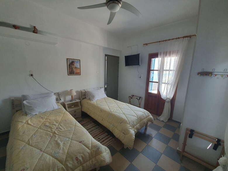 Panorama Studios & Apartments