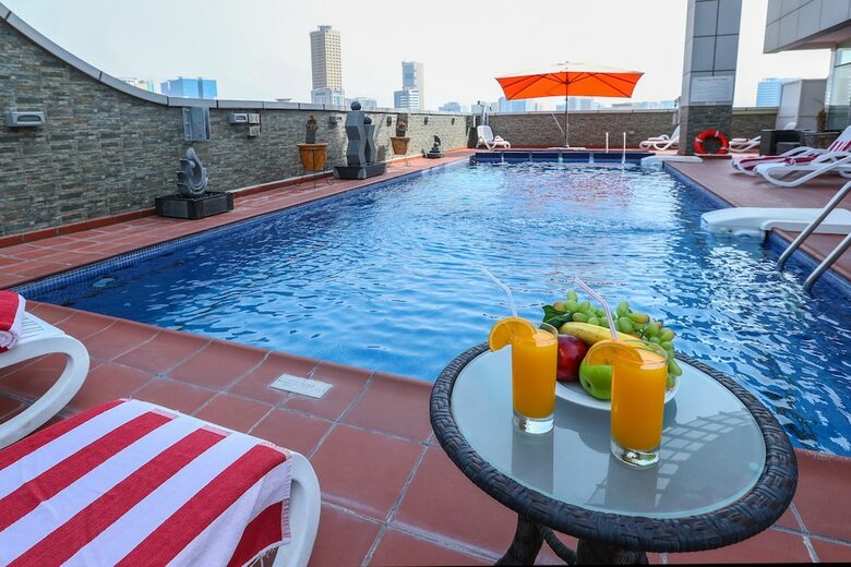 Aparthotel Royal Grand Suite Hotel