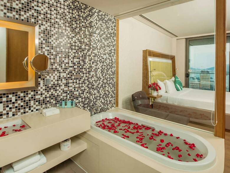 Hotel Novotel Danang Premier Han River