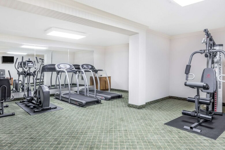 Hotel Ramada By Wyndham Macon