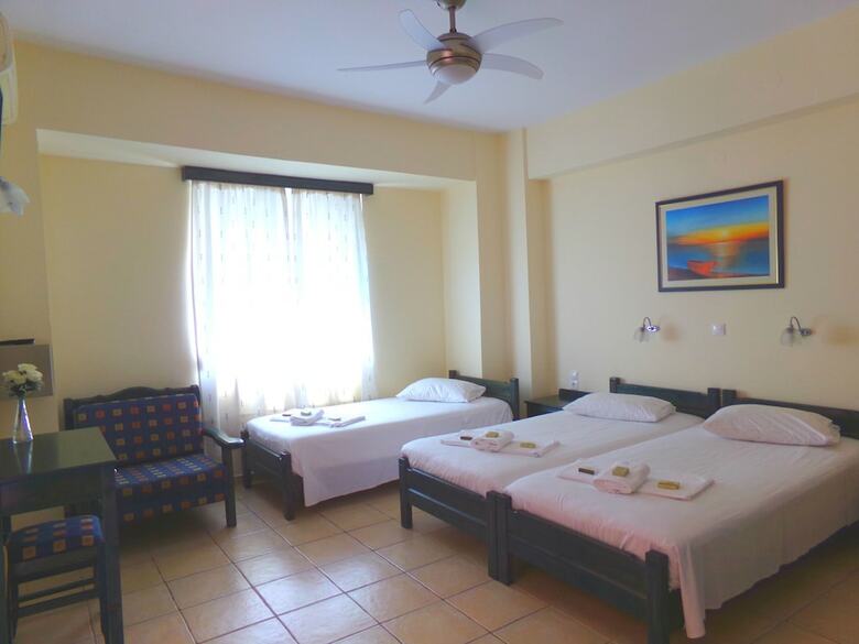 Apartamentos Katerina Seaside Studios