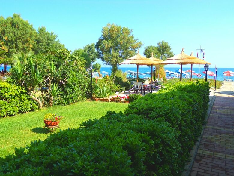 Apartamentos Katerina Seaside Studios