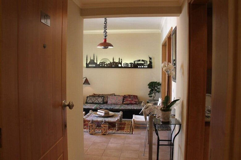 Apartamentos The Standard I By Beirut Homes