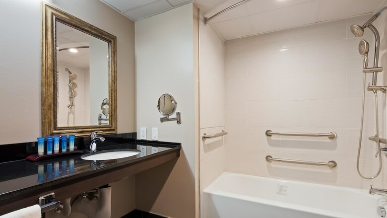 Best Western Premier Detroit Southfield Hotel