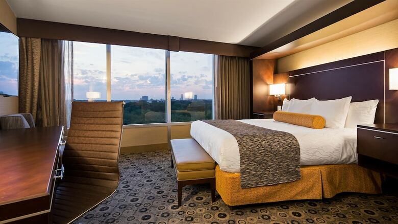 Best Western Premier Detroit Southfield Hotel