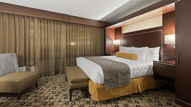 Best Western Premier Detroit Southfield Hotel