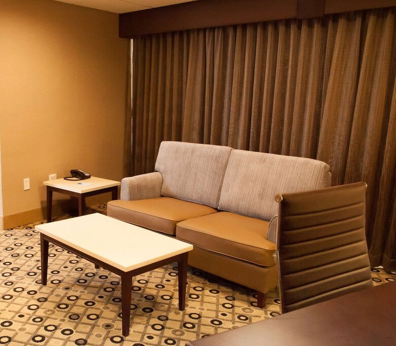 Best Western Premier Detroit Southfield Hotel