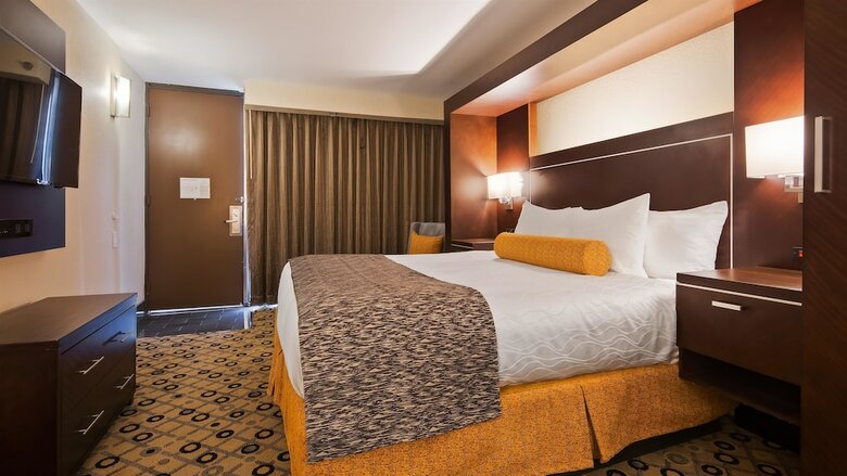 Best Western Premier Detroit Southfield Hotel