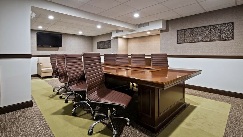 Best Western Premier Detroit Southfield Hotel