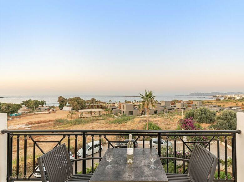 Sea View Hotel & Apartments