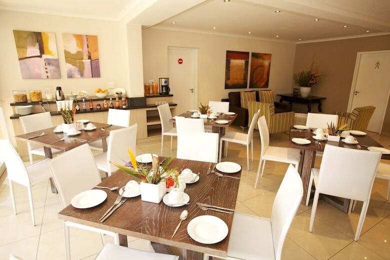 Aparthotel The Capital Villa