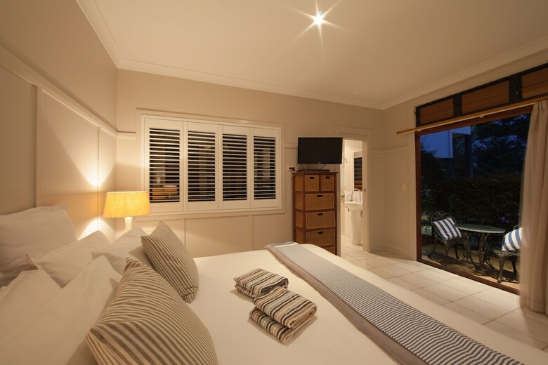 Bed & Breakfast Cavvanbah Beach House