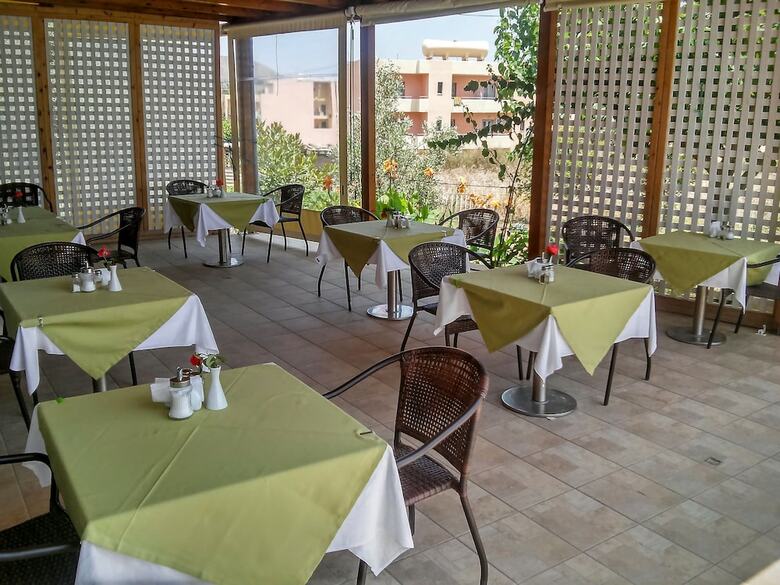 Hotel Athena