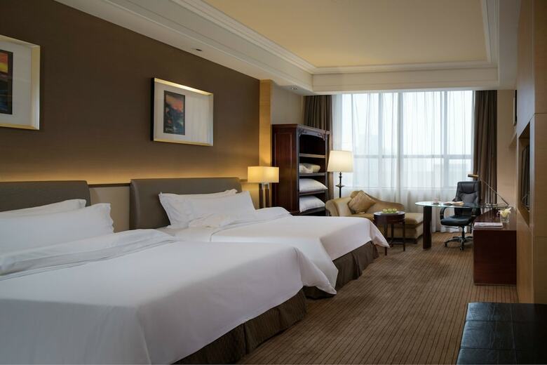 Venus Royal Hotel (New Int'l Exhibition Center)