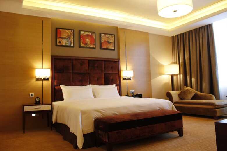 Venus Royal Hotel (New Int'l Exhibition Center)
