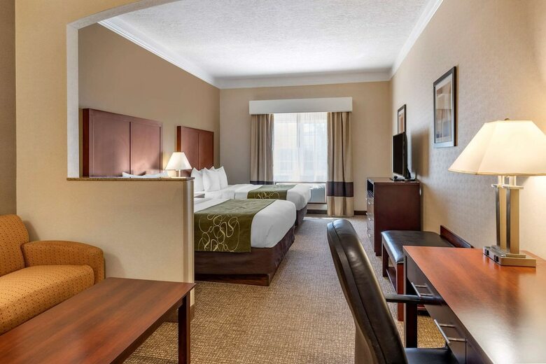 Hotel Comfort Suites Linn County