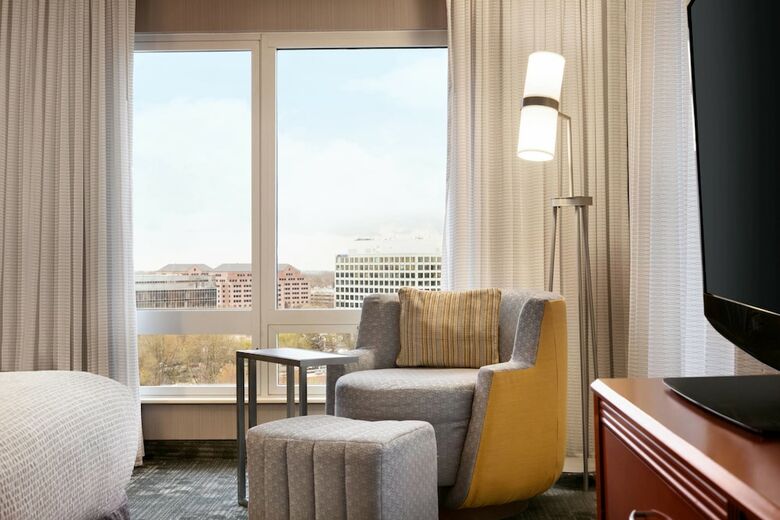 Hotel Courtyard By Marriott Tysons Mclean