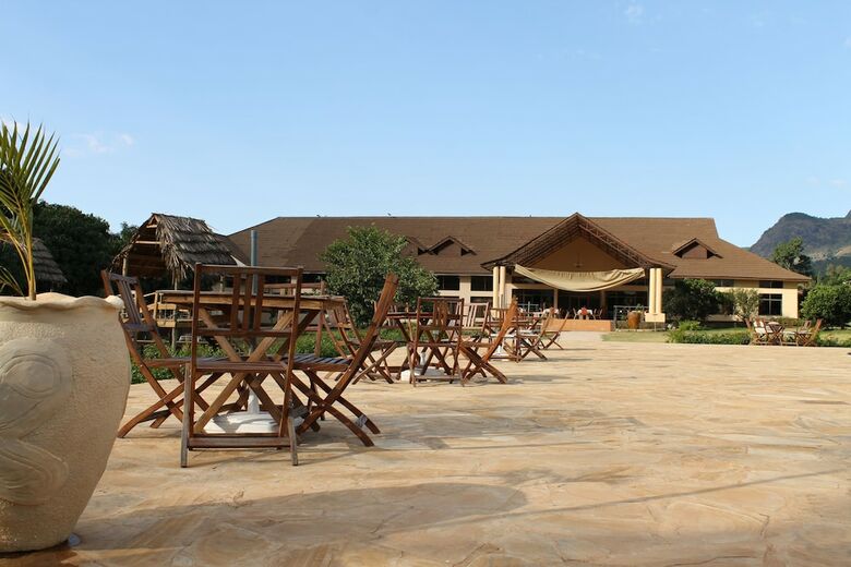 Nashera Hotel
