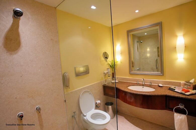 The Gateway Hotel Marine Drive Ernakulam