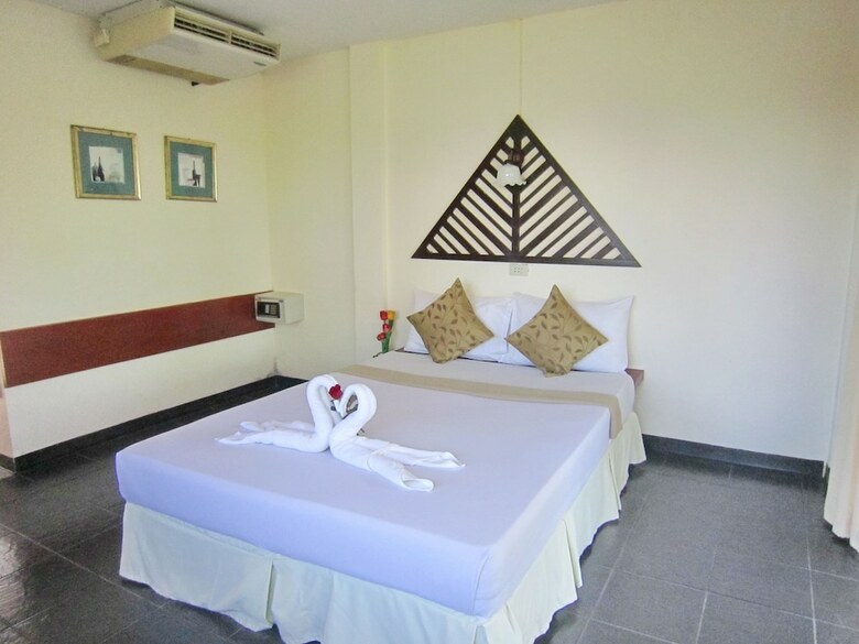 Apartamento Thaniza Beachfront Resort
