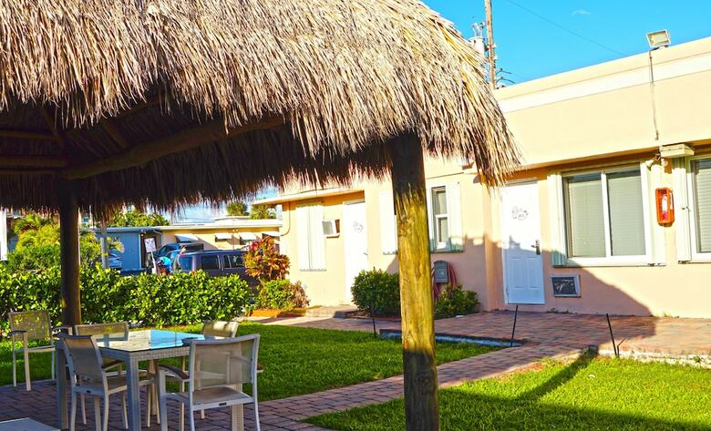 Apartamentos Hollywood Beach Flamingo
