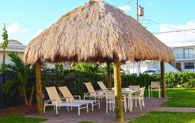 Apartamentos Hollywood Beach Flamingo