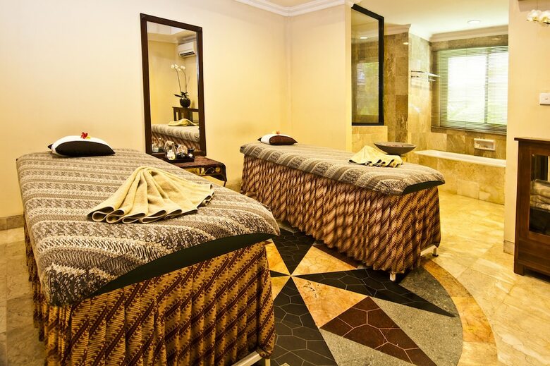 Apartamento Hotel Kumala Pantai