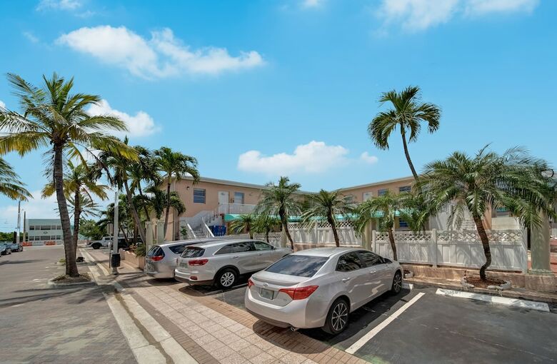 Motel Hollywood Beach Blue Wave