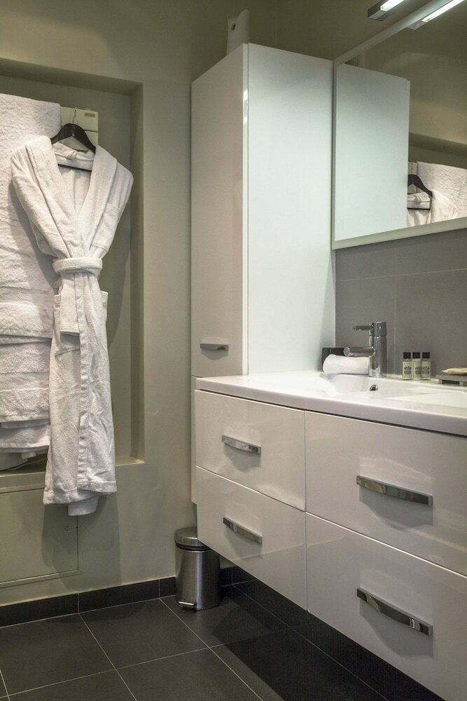 Chez Oscar Appart'h�tel Champs-elys�es