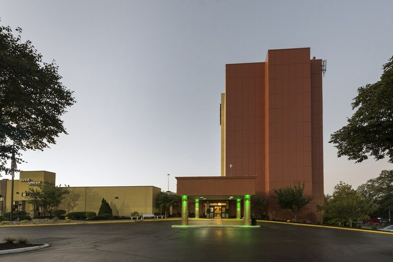 Clarion Hotel - Cincinnati North