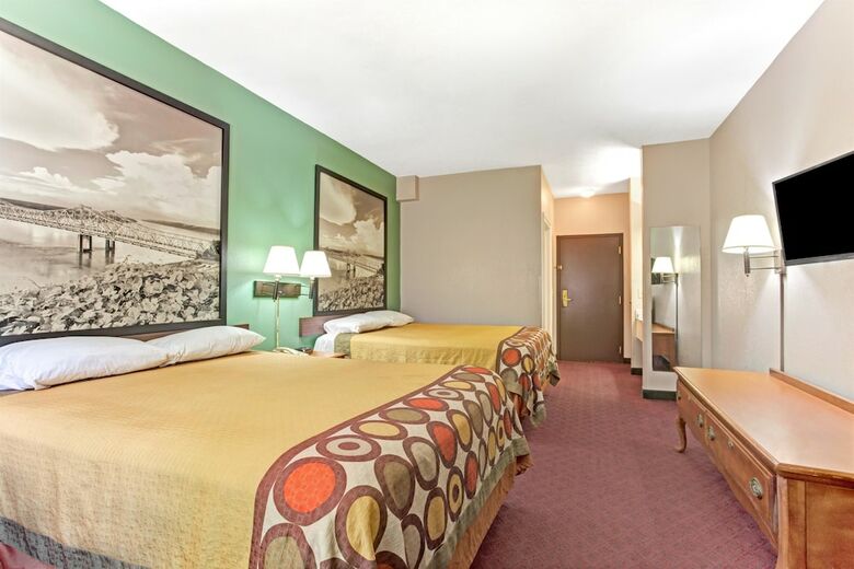 Hotel Super 8 By Wyndham Jackson/north