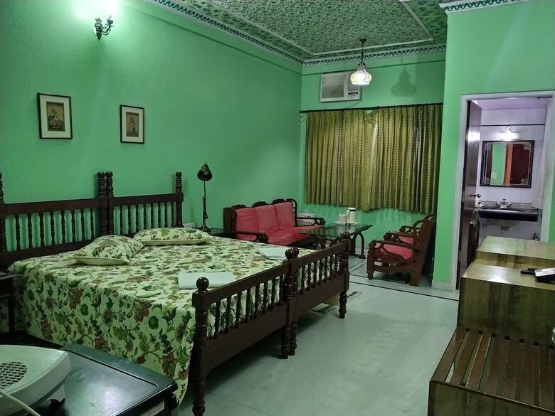 Hotel Anuraag Villa