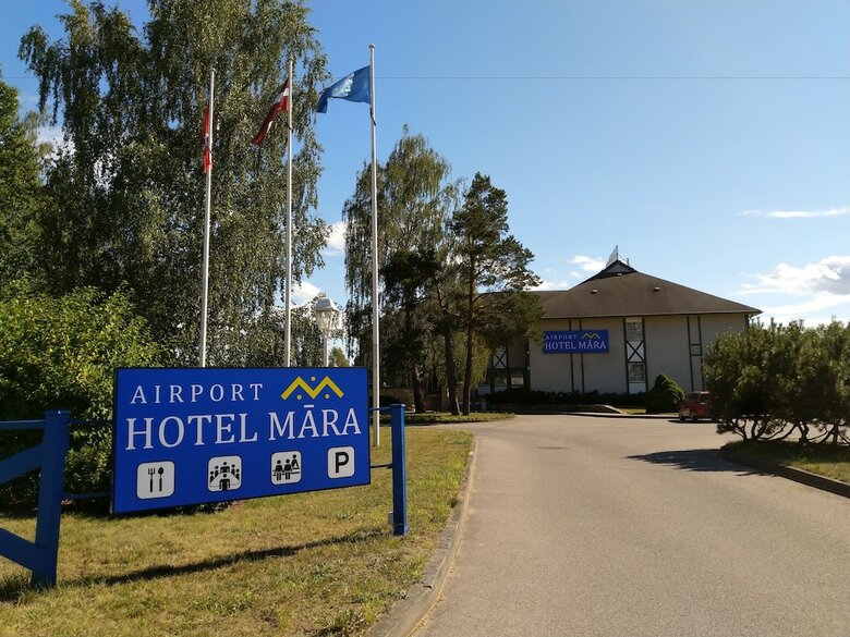 Airport Hotel Mara