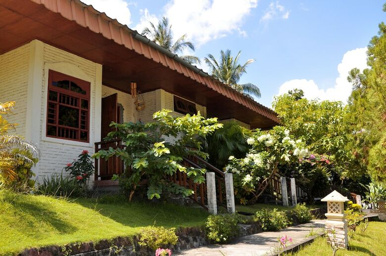 Hotel Puri Bunga Cottages