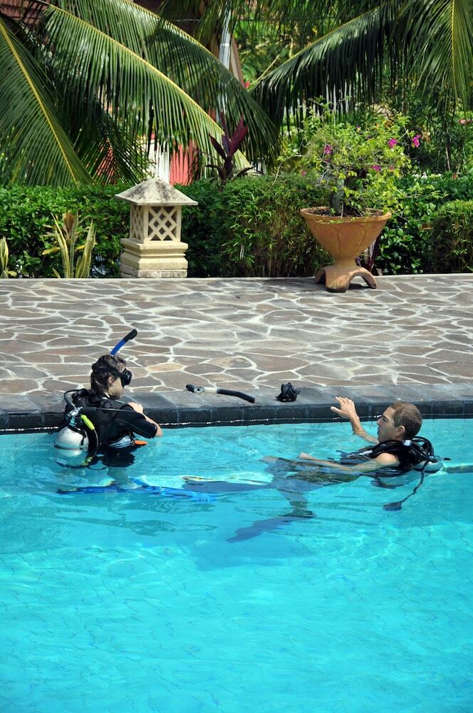 Hotel Puri Bunga Cottages