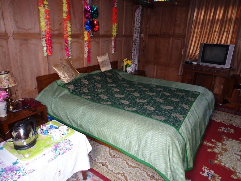 Alif Laila Group Of Houseboats