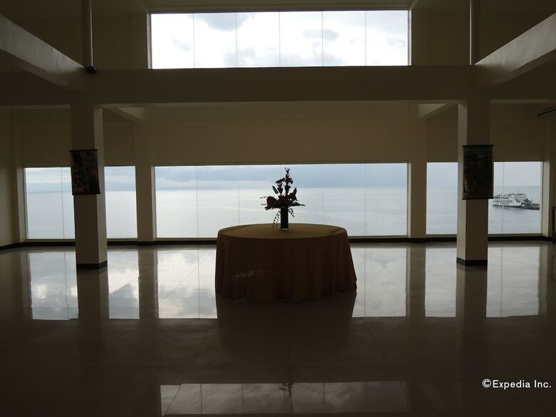 Days Hotel Cebu - Toledo