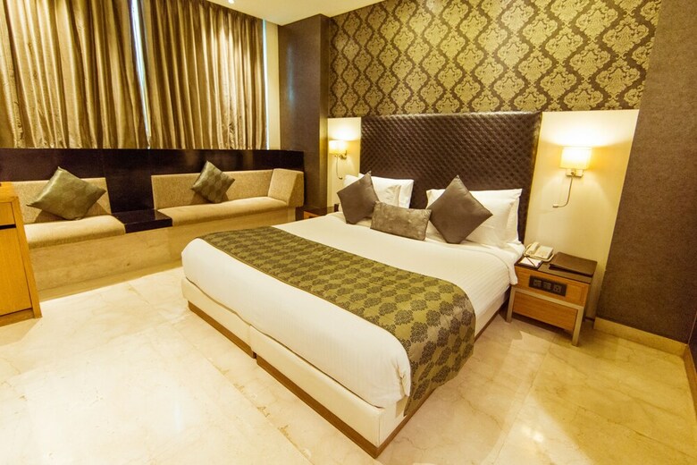 The Allure Hotel R-57