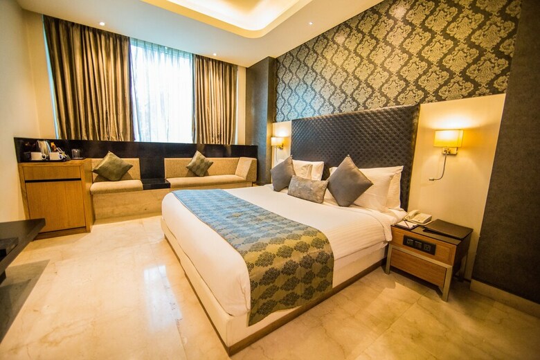 The Allure Hotel R-57