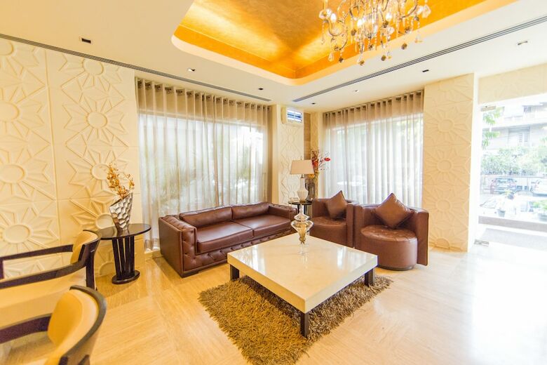 The Allure Hotel R-57
