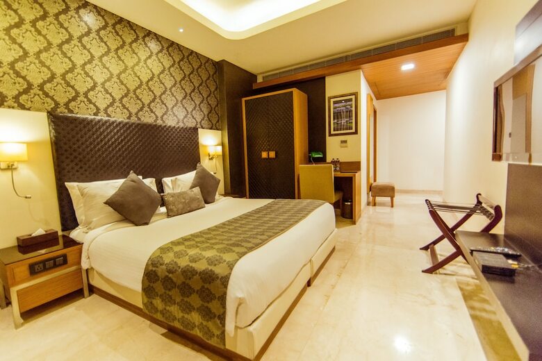 The Allure Hotel R-57