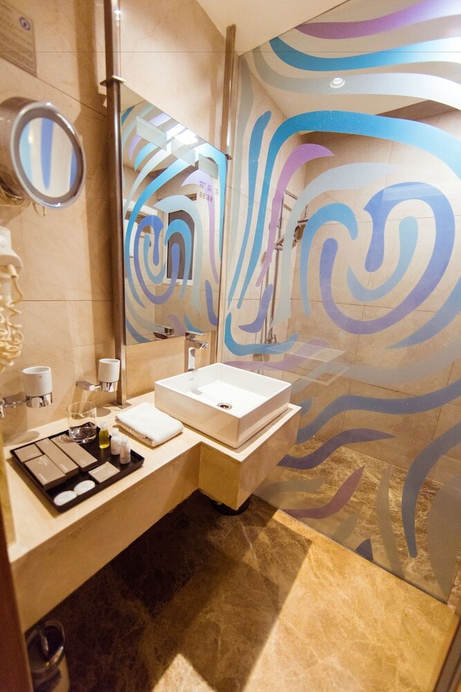 The Allure Hotel R-57