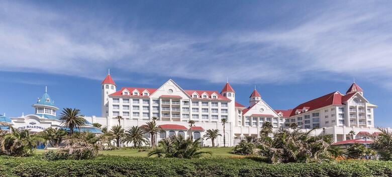 The Boardwalk Hotel
