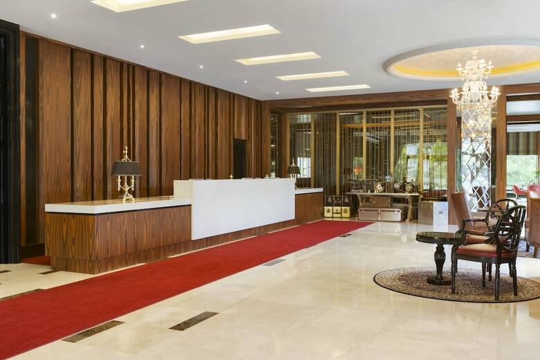 Ramada Hotel & Suites By Wyndham Istanbul Atakoy